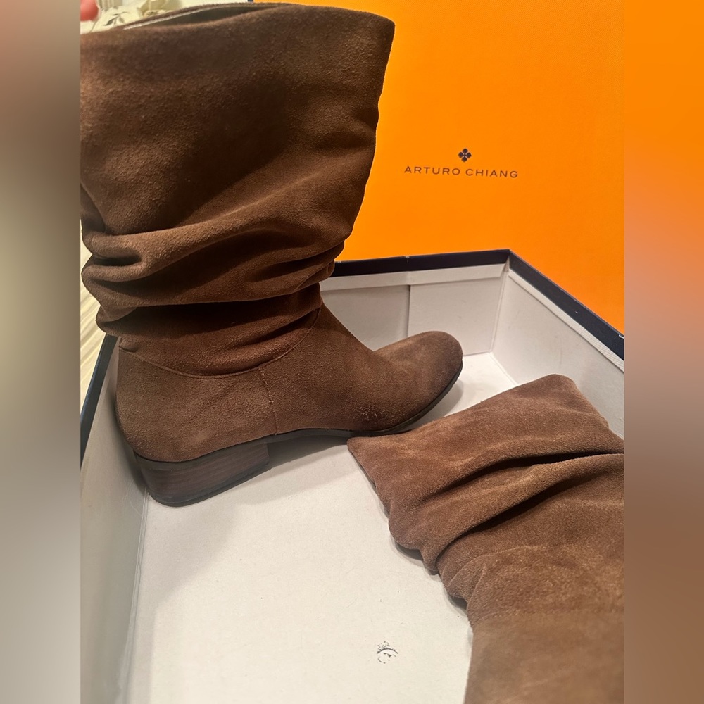 Arturo Chiang Suede Slouch Boots - Coffee